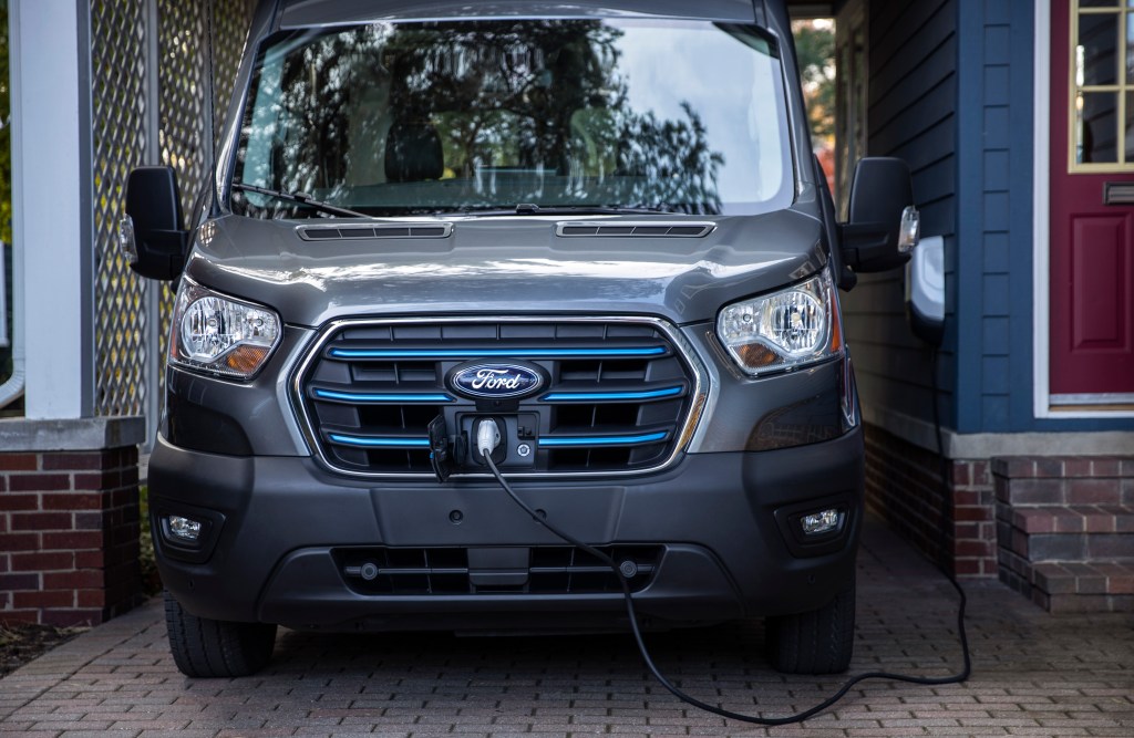 Ford E-Transit_06