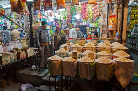 https://slimming-weight.info/2020/12/18/from-indias-richest-man-to-amazon-and-100s-of-startups-the-great-rush-to-win-neighborhood-stores/