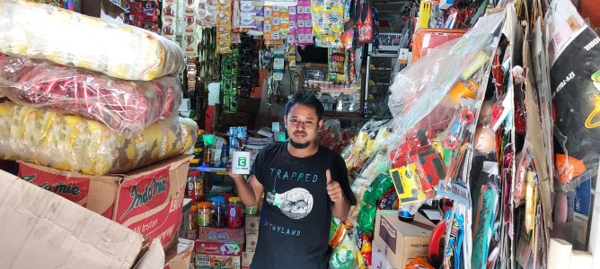 Photo of a retailer in Indonesia, provided by financial bookkeeping startup CrediBook
