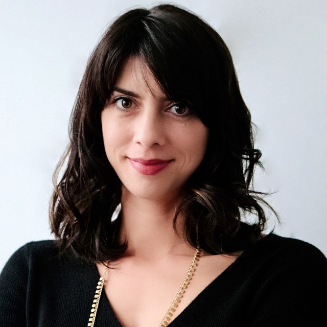 
												Avra van der Zee Avatar												