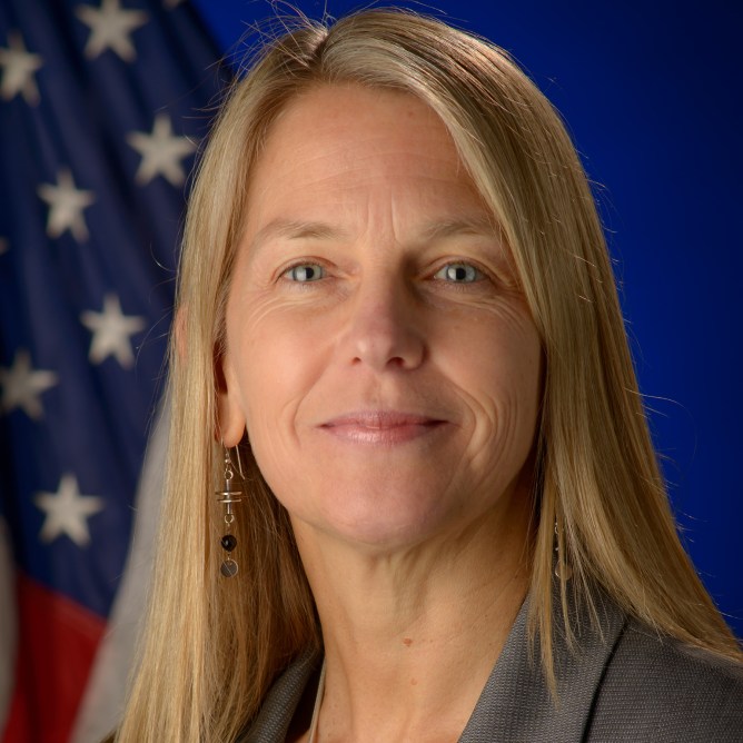 
												Dava Newman Avatar												