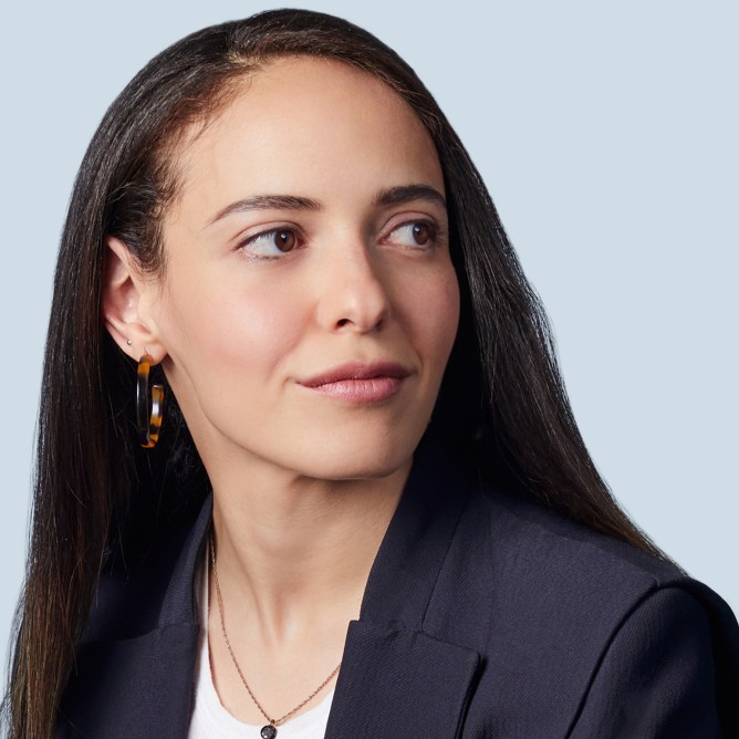 
												Yasmin Razavi Avatar												