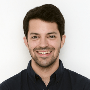 Sia Houchangnia