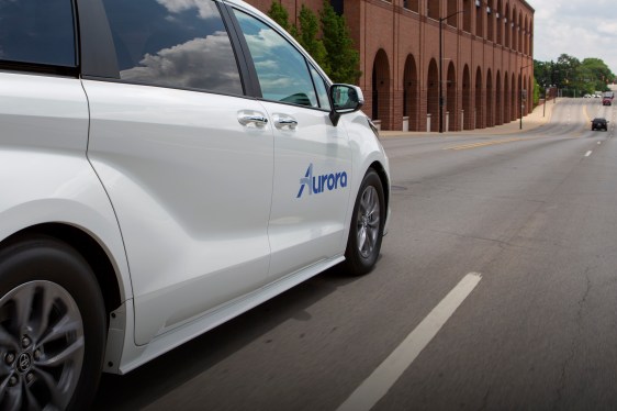 aurora-toyota-autonomous
