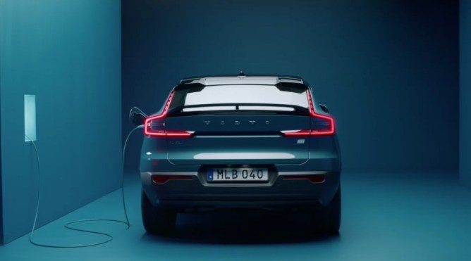 Volvo C40 Recharge