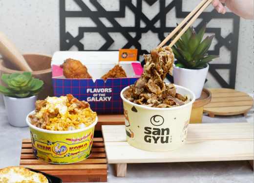 A photo of takeout dishes made by Indonesian cloud kitchen startup Hangry
