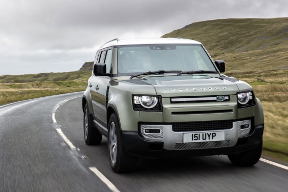 Land Rover Defender_Front 3q 2_European Model Shown