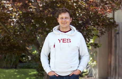 Konstantin Bayandin, Tomi founder