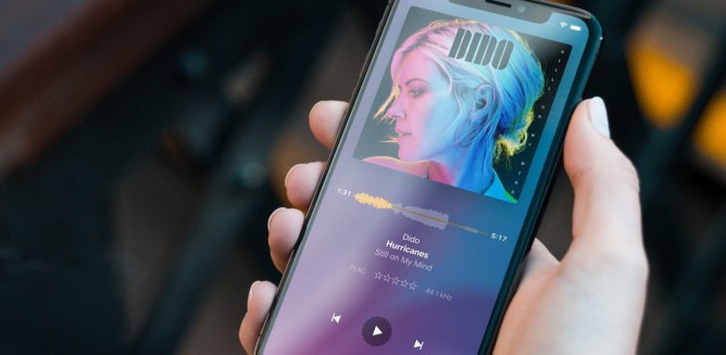 Plex app displayed om smartphone