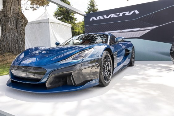 Rimac Nevera 2021