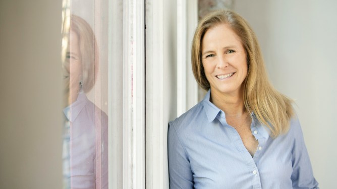Melissa Eamer, Modern Age