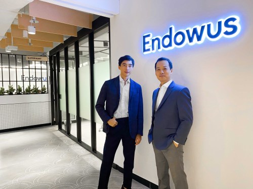Singapore-based investment app Endowus co-founders Gregory Van and Samuel Rhee