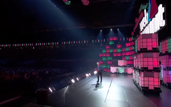 Apple's Craig Federighi on stage at Web Summit 2021 in Lisbon.