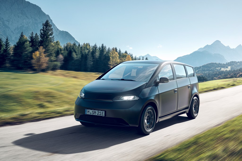 Sono Motors solar electric vehicle sion
