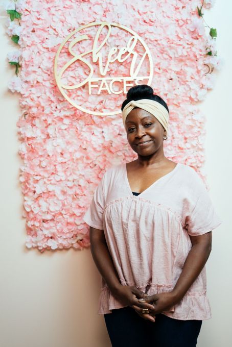 Nearside customer LaShondra White of Sheer Faces