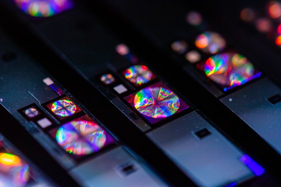 Close up shot of tiny lenses used in Metalenz devices.