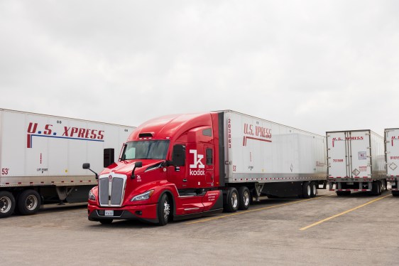Kodiak Robotics truck with US Xpress trailer