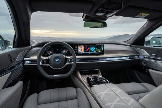 Interior of BMW i7 xDrive60