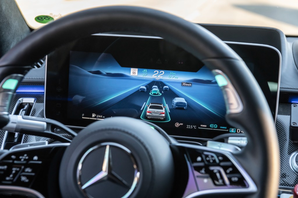 Mercedes-Benz DRIVE PILOT