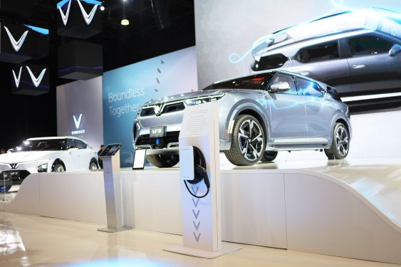 Vinfast VF9 EV new york auto show