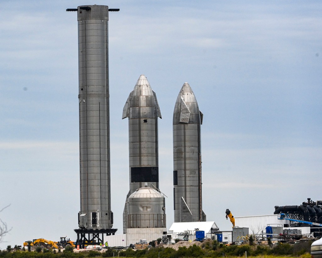 SpaceX CEO Elon Musk provides an update on the development of the Starship spacecraft and Super Heavy rocket.