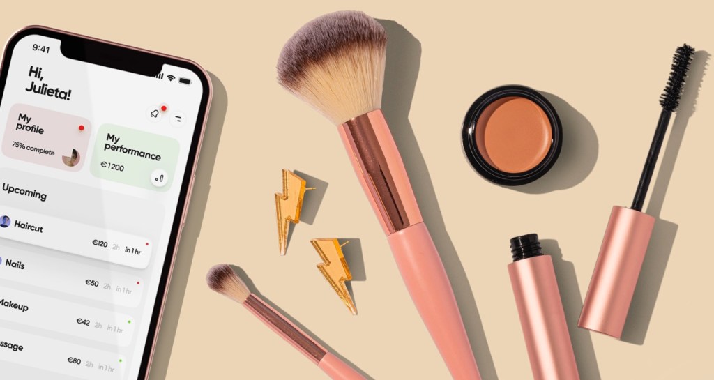 makeup tools and smartphine