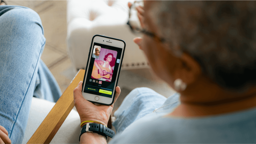 Remento app on smartphone