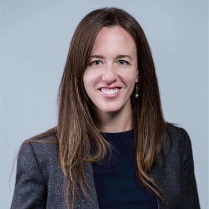 
												Roxanne Petraeus Avatar												