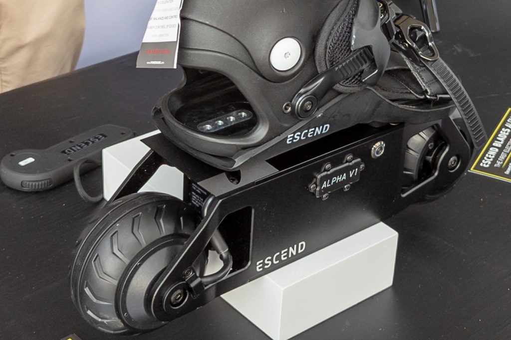 Escend Electric Rollerblades