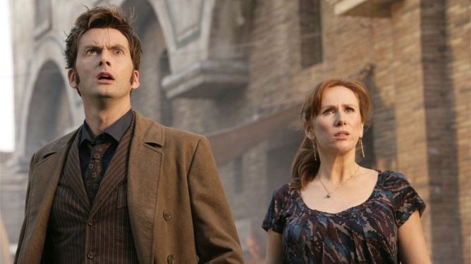 2 Doctor Who characters, one man, one woman