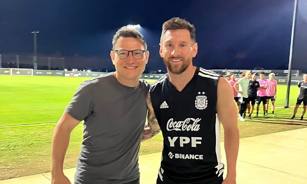 Razmig Hovaghimian and Lionel Messi of Play Time