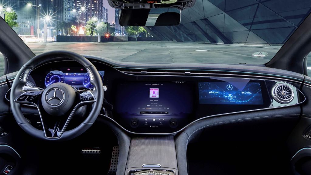 apple music-mercedes