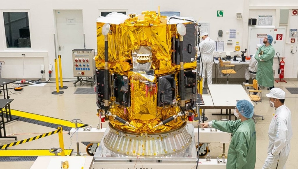 The assembled M1 flight model at the IABG Space Test Centre.