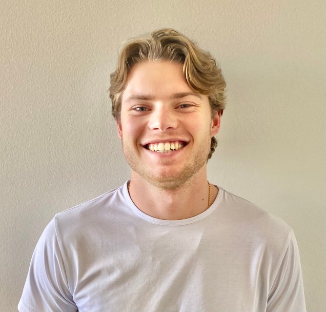 
												Alex Martin Avatar												