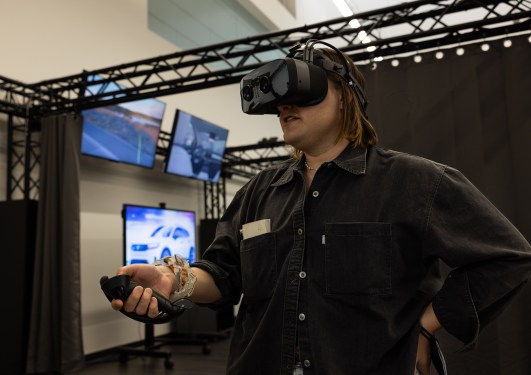 TechCrunch senior writer Harri Weber looks at Honda cars in VR.