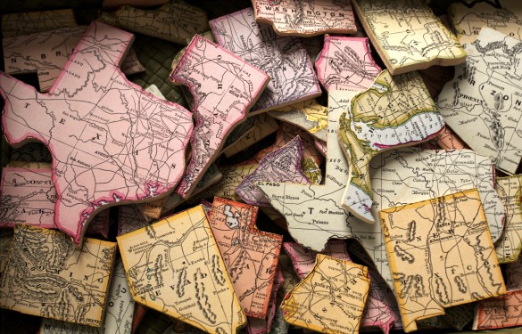 Image of United States jigsaw puzzle pieces.