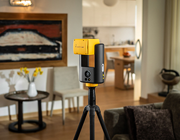Giraffe360 camera