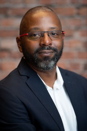 Erik Mayo