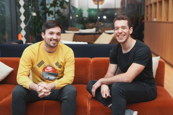 Rillavoice co-founders Michael Castellanos and Sebastian Jimenez Bienen sitting on a couch