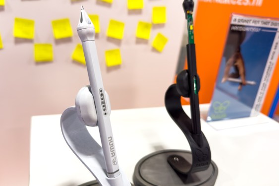 Nuwa Pen in a holder.