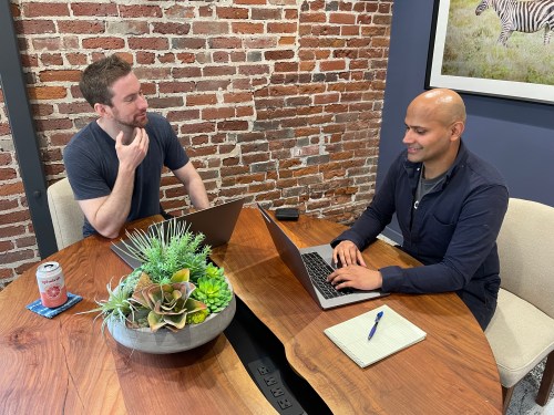 Cleary founders Ryan O’Donnell (l.) and Thomas Kunjappu (r.).