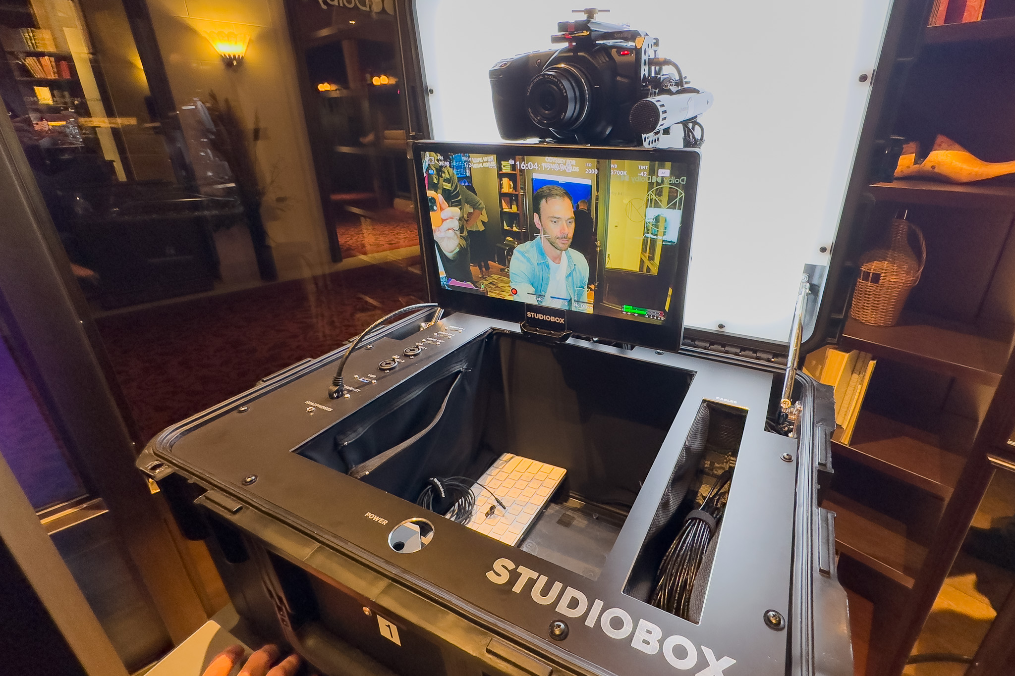 StudioBox
