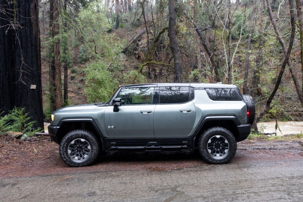 2024 GMC Hummer EV SUV
