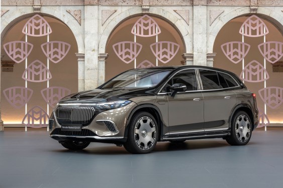 Mercedes EQS SUV Maybach, Lisbon 2023