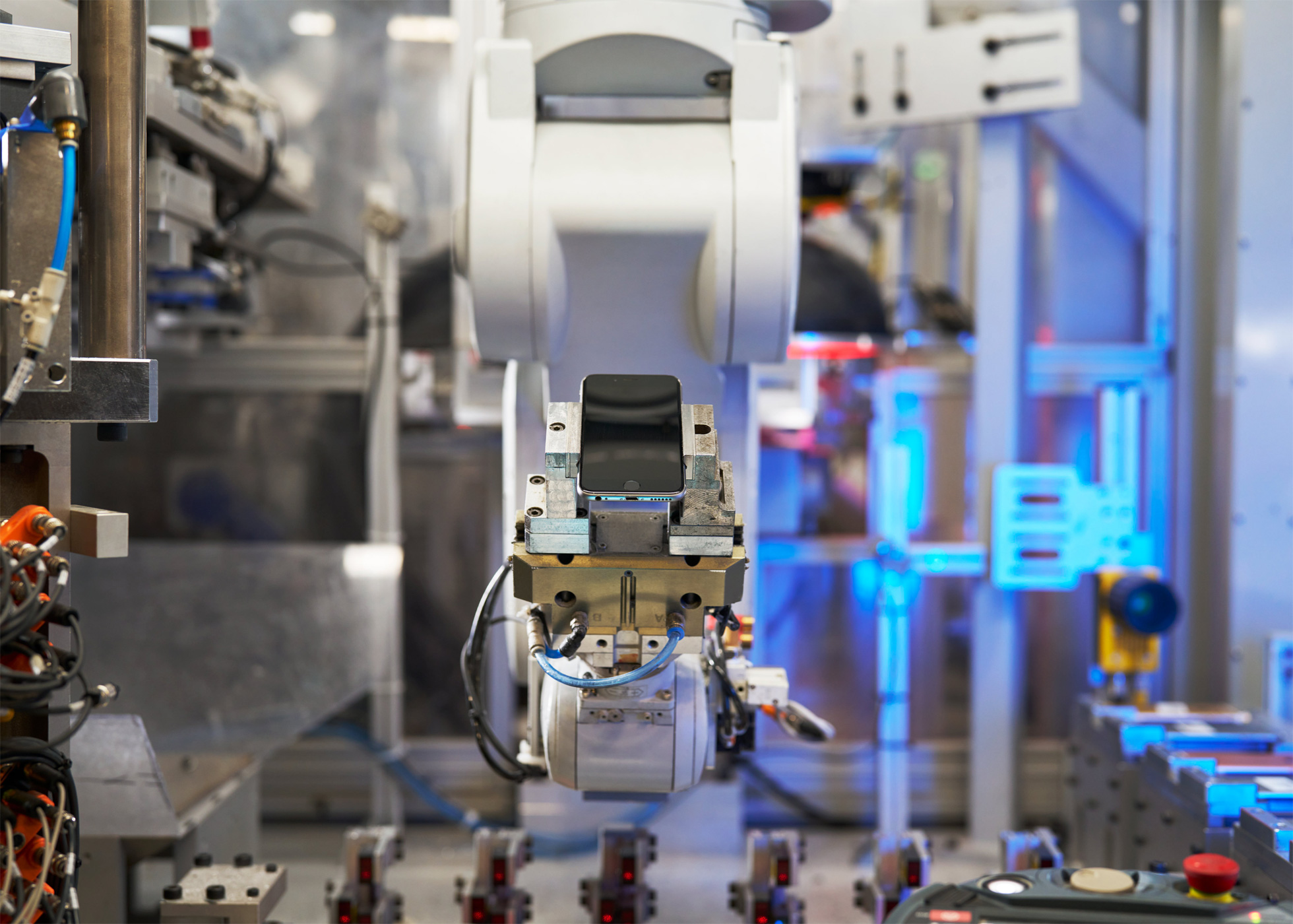 Apple cell phone manufacturing