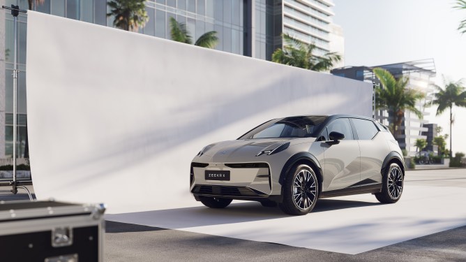 Zeekr X urban SUV.