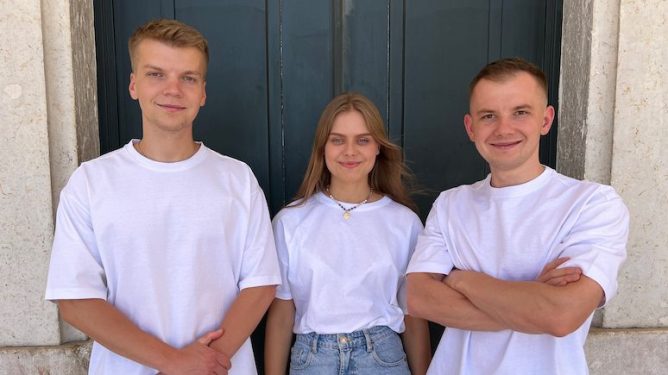 Zeely.app team