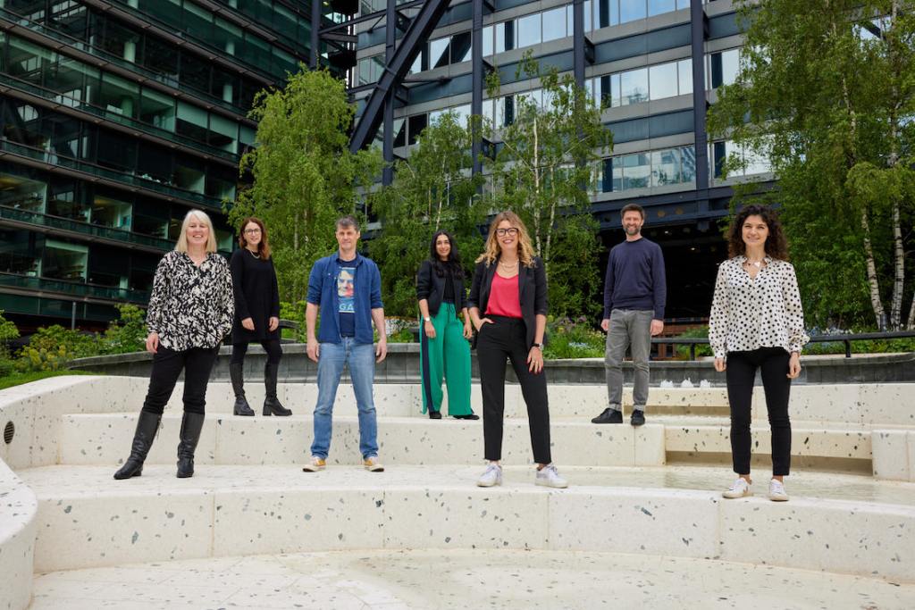 CUR8 team [Photo by www.benpetercatchpole.com]