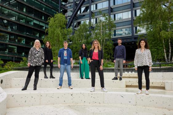 CUR8 team [Photo by www.benpetercatchpole.com]