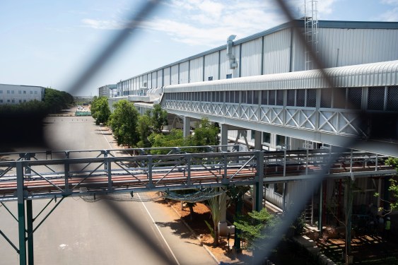 Foxconn intends to apply for India's semiconductor manufacturing incentives despite exiting its $19.5 billion joint venture with Vedanta.